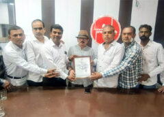 बार काउंसिल उपाध्यक्ष अनुराग पांडेय का कानपुर प्रेस क्लब ने किया सम्मान