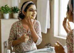 बेसन के ये ब्यूटी सीक्रेट्स आपकी स्किनकेयर रूटीन बदल देंगे
