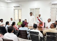 महापौर गणेश केसरवानी ने जोन-04 कार्यालय अल्लापुर व जोन-06 मीरापट्टी पर की समीक्षा बैठक : अधिकारियों को दिए सख्त निर्देश