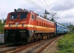 दादर-गोरखपुर-दादर एक्सप्रेस (सप्ताह में चार दिन) के रूप में किया जायेगा